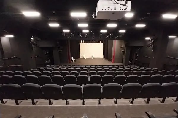 Uğur Mumcu Kültür Ve Sanat Merkezi - Resim 3