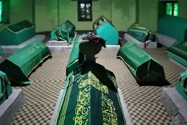Sultanlar Türbesi - Resim 8