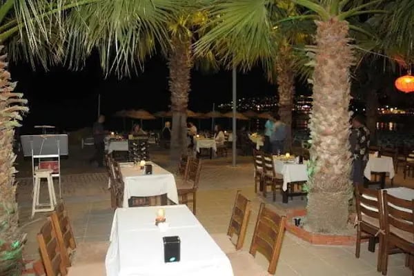Nagi Beach Hotel - Resim 10