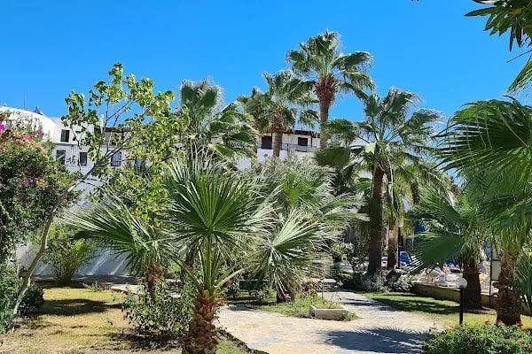 Nagi Beach Hotel - Resim 20
