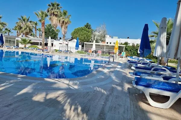 Nagi Beach Hotel - Resim 17