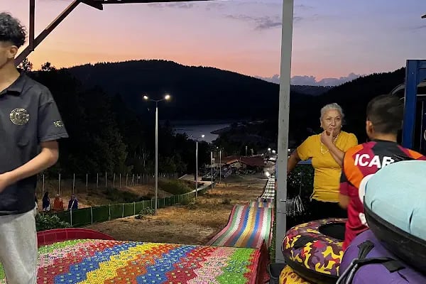 Pexpark - Renkli Kaydırak - Resim 18
