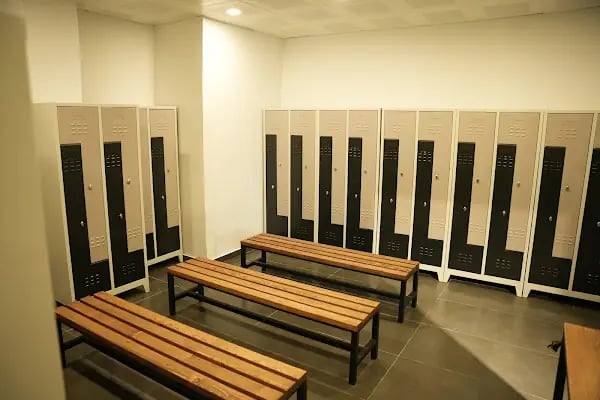11 20 SPORT CENTER - Resim 4