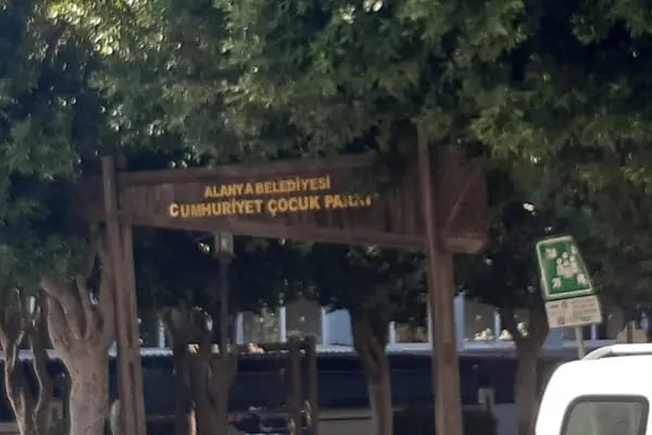 Alanya Belediyesi Cumhuriyet Çocuk Parkı - Resim 6