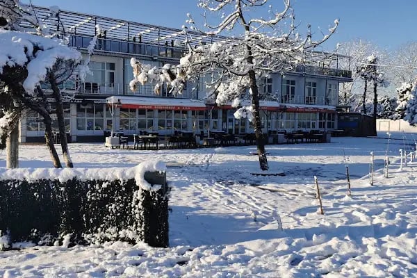 Alaçam Öğretmenevi - Resim 4