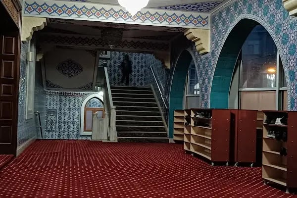 Nine Hatun Camii - Resim 12