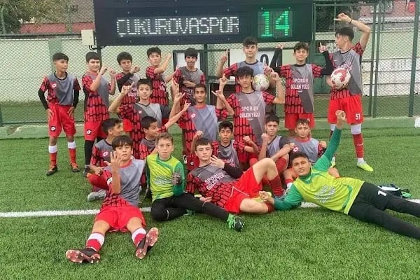 Çukurova Spor Futbol Okulu - Resim 4