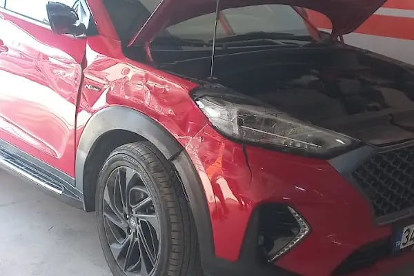 TEKNİSYEN OTO KAPORTA hasar onarım merkezi - Resim 15