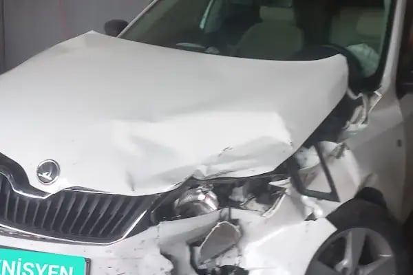 TEKNİSYEN OTO KAPORTA hasar onarım merkezi - Resim 19