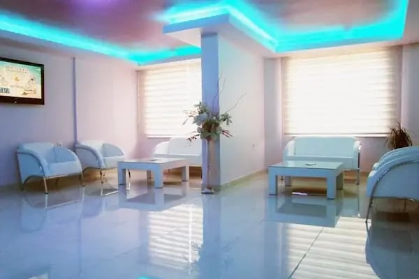 Dr. Kayapınar Plastik ve Estetik Cerrahi Kliniği - Resim 2