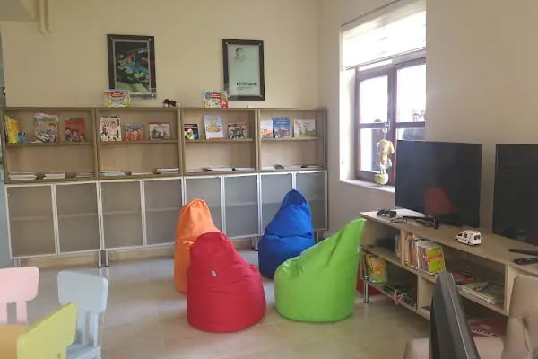 Altındağ İlçe Halk Kütüphanesi - Resim 3