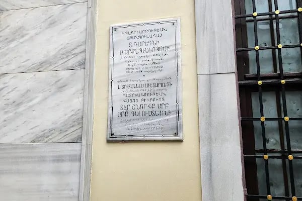 Gedikpaşa Surp Hovhannes Kilisesi - Resim 19