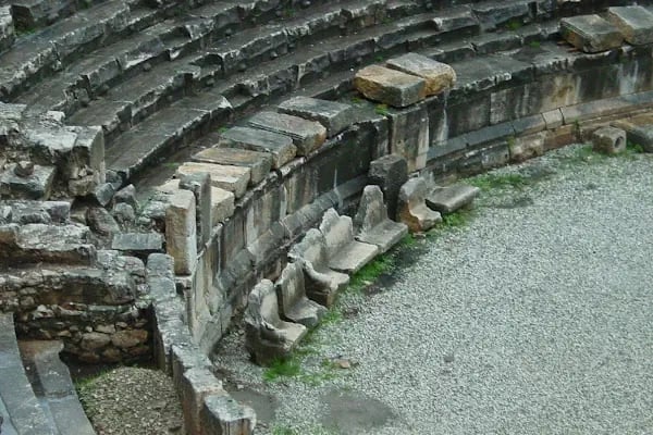 Myra Otopark - Resim 17
