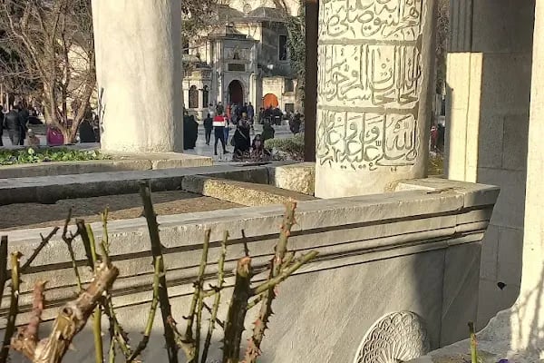 Saçlı Ahmet Türbesi - Resim 13