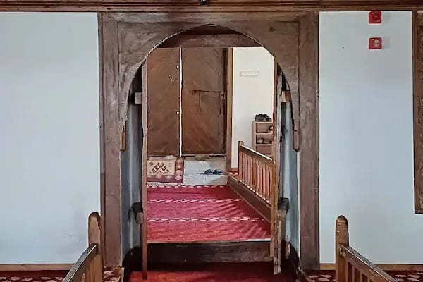 İki Şerefeli Cami - Resim 16