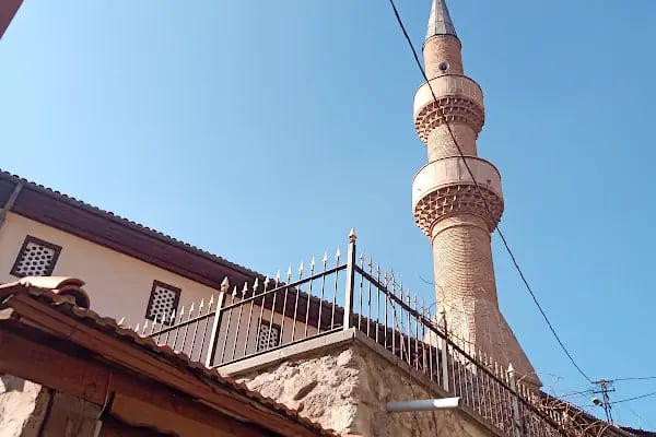 İki Şerefeli Cami - Resim 2