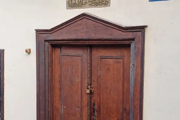 İki Şerefeli Cami - Resim 5