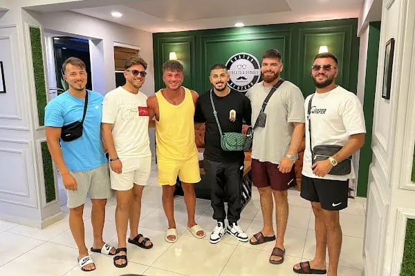 Erkek Kuaförü By Özcan . Friseur. barber. Перукарня. Парикмахерская. - Resim 18