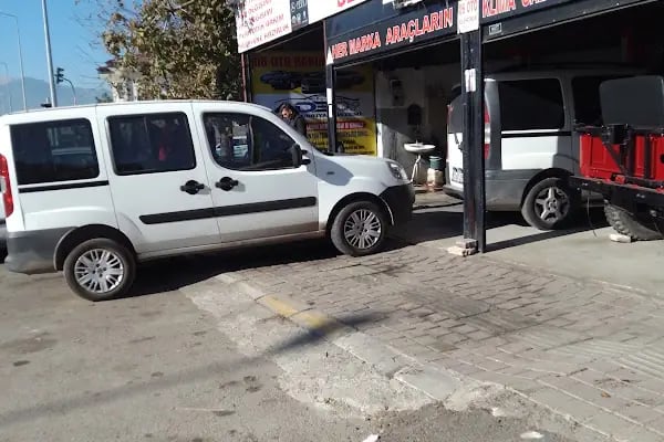 06 Oto Bakım Servisi - Resim 17