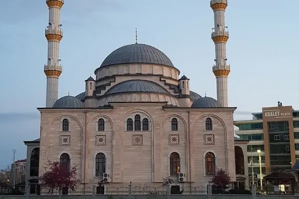 Adalet Parkı - Resim 12