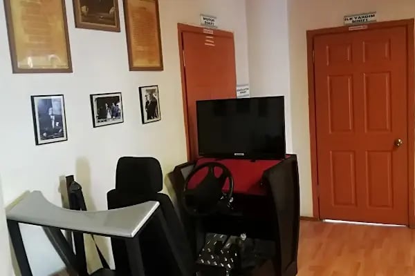 Güldü Sürücü Kursu - Resim 11