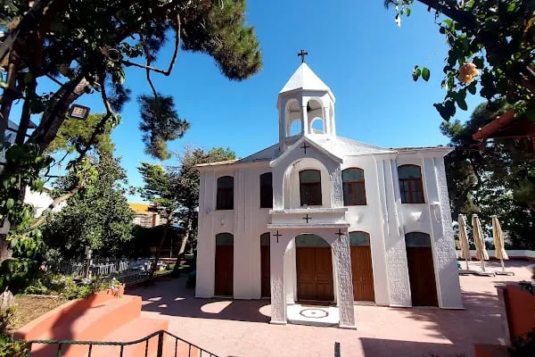 Surp Krikor Lusavoriç Ermeni Kilisesi - Resim 3