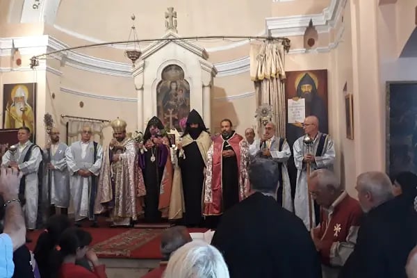 Surp Krikor Lusavoriç Ermeni Kilisesi - Resim 18
