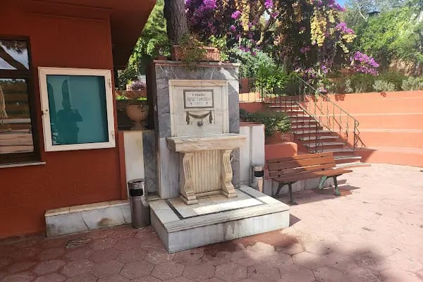 Surp Krikor Lusavoriç Ermeni Kilisesi - Resim 11
