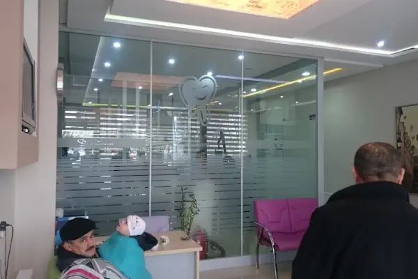 Özel DevA Yenikent Ağız Ve Diş Sağlığı Polikliniği - Resim 1