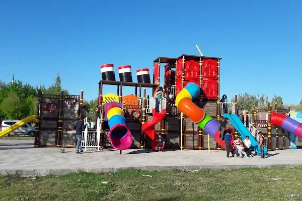 İbrahim Oruç Parkı - Resim 12