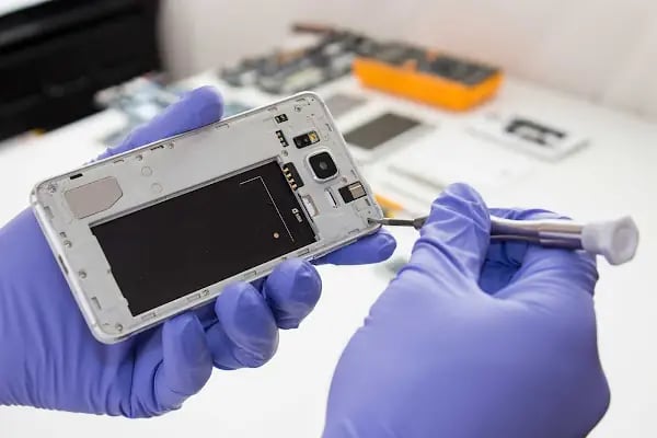 Yiğit Bilgisayar Profesyonel Laptop Notebook Dizüstü Tablet Cep Telefon Teknik Servisi - Resim 4