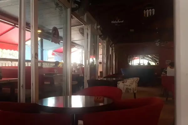 Vodaland Bistro Café - Resim 6