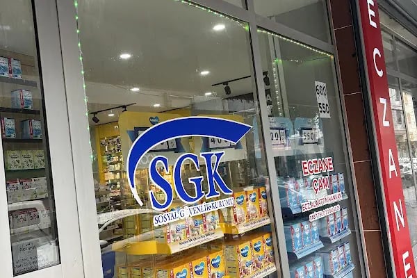 ÇAM eczanesi (çam pharmacy) - Resim 11