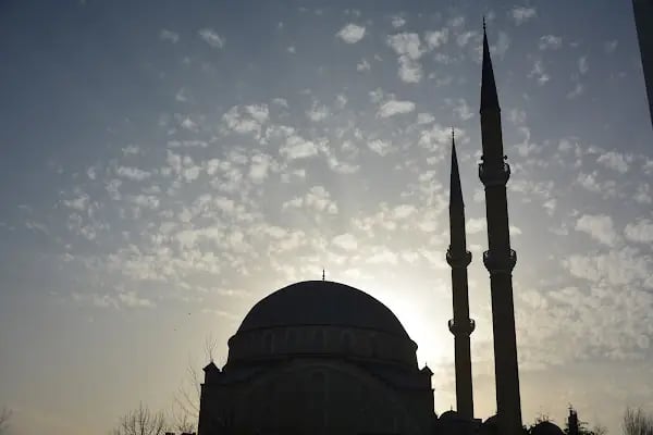 T.c. Esenler Müftülüğü Hz.Ömer Camii - Resim 8