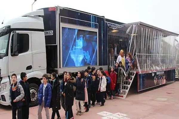 PROJE MOBILE Custom mobile Bus Trailer - Resim 20