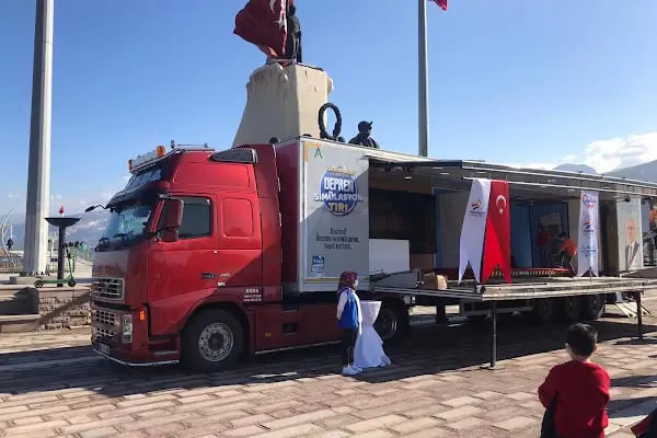 PROJE MOBILE Custom mobile Bus Trailer - Resim 17