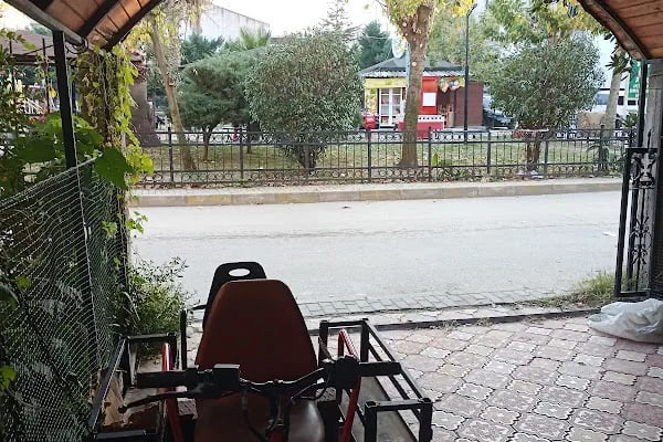 Gürsü Erguvan Parkı - Resim 20