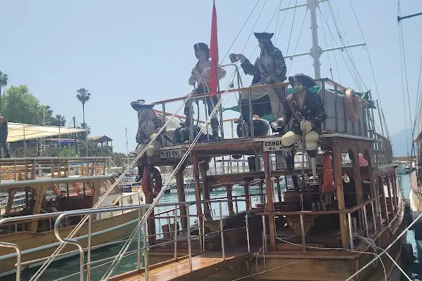 Antalya Kaleiçi Yat Limanı - Resim 5