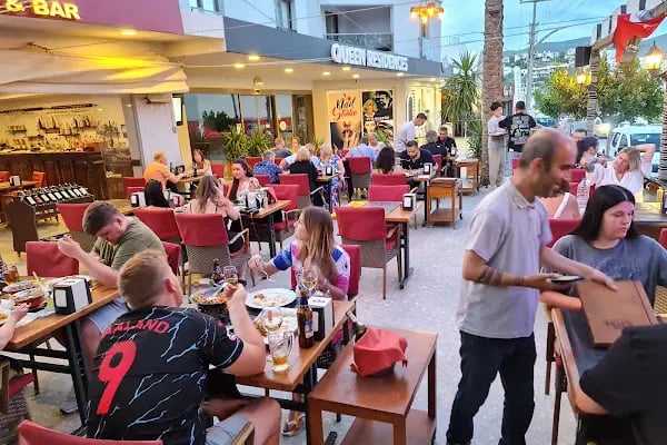 The Royal Restaurant - Resim 4