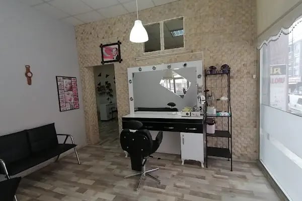 Nehir Saç Tasarım Güzellik Salonu - Resim 15