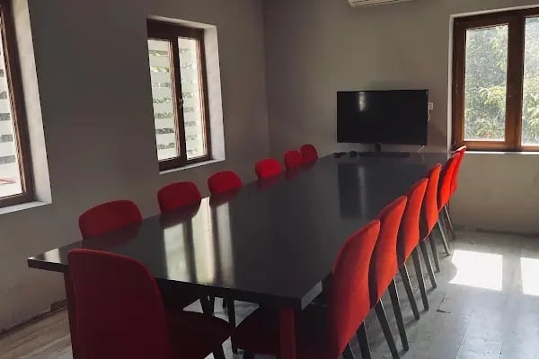 İngiliz Kültür Dil Kursu Bornova Şubesi - Resim 9