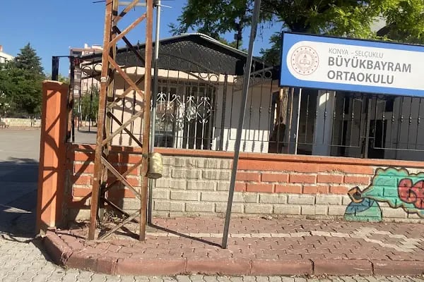 Büyükbayram Ortaokulu - Resim 2