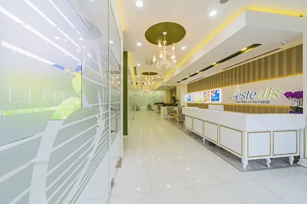 Estediş 2 Wyndham Ağız Ve Diş Sağlığı Polikliniği - Resim 1
