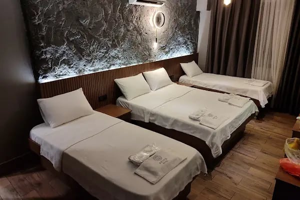 Rever HOTEL - Resim 2