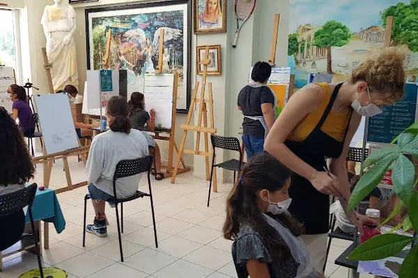 M.E.B Özel Antalya Sanat Müzik Ve Güzel Sanatlar Kursu - Resim 1