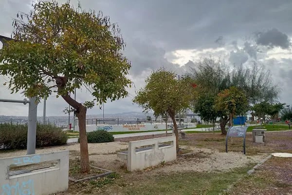Karşıyaka Sahil - Resim 10