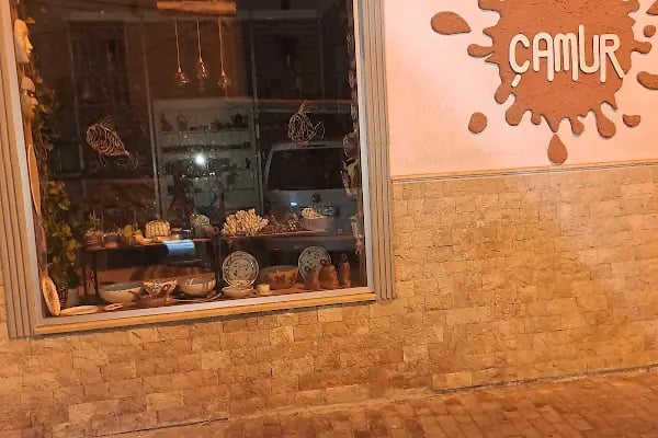 Elly Ceramics &amp; Gift Shop - Resim 6