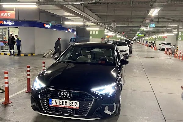 Avis - İstanbul Havalimanı - Resim 7