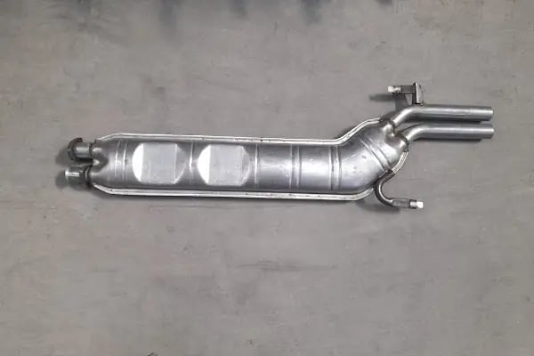 Areks Egzoz Otomotiv Sanayi Ve Ticaret Ltd Sti Fabrika - Resim 5