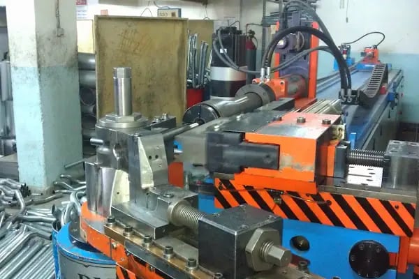 Areks Egzoz Otomotiv Sanayi Ve Ticaret Ltd Sti Fabrika - Resim 2